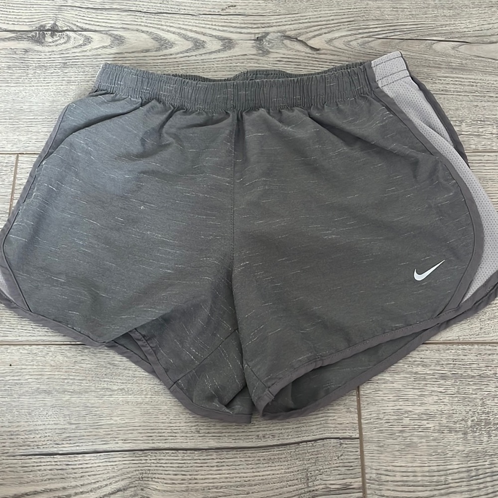 Nike girls gray athletic shorts